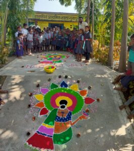 शासकीय प्राथमिक शाला गुनापुर में सुवा गीत एवं दीप सजाओ प्रतियोगिता का आयोजन
