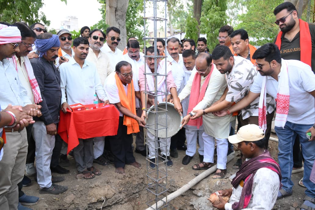 उप मुख्यमंत्री अरुण साव ने लोरमी में नगर उद्यान, सड़क निर्माण कार्यों का लिया जायजा, स्कूल भवन निर्माण के लिए किया भूमिपूजन