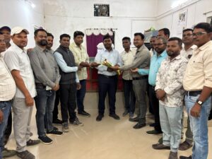 नवपदस्थ एसडीएम अभयजीत सिंह मंडावी का आदिवासी समाज ने किया सौजन्य स्वागत..